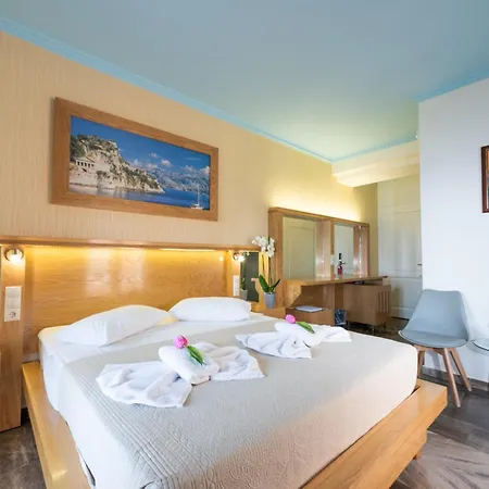 Lido Corfu Sun 4 Stars ベニテス